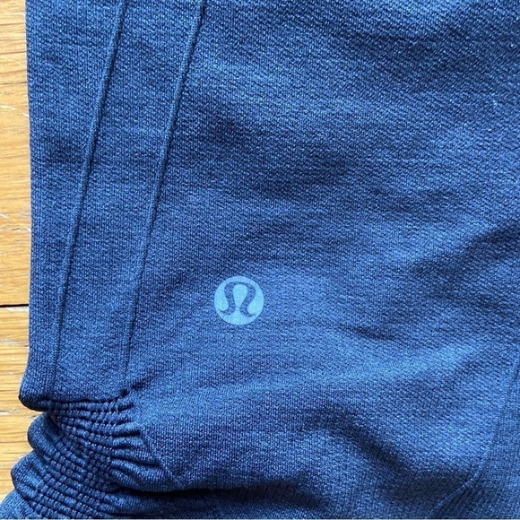 Lululemon In the Glow Crop ll - Picture 8 of 11